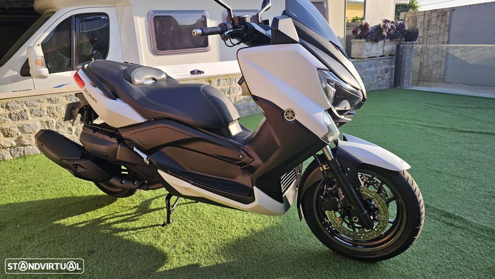 Yamaha X-Max - 1