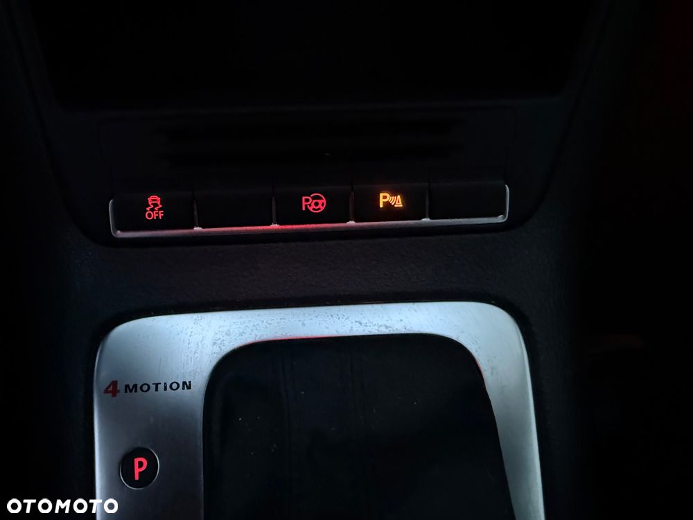 Volkswagen Tiguan 2.0 TDI DPF 4Motion BlueMotion Technology DSG Exclusive - 27