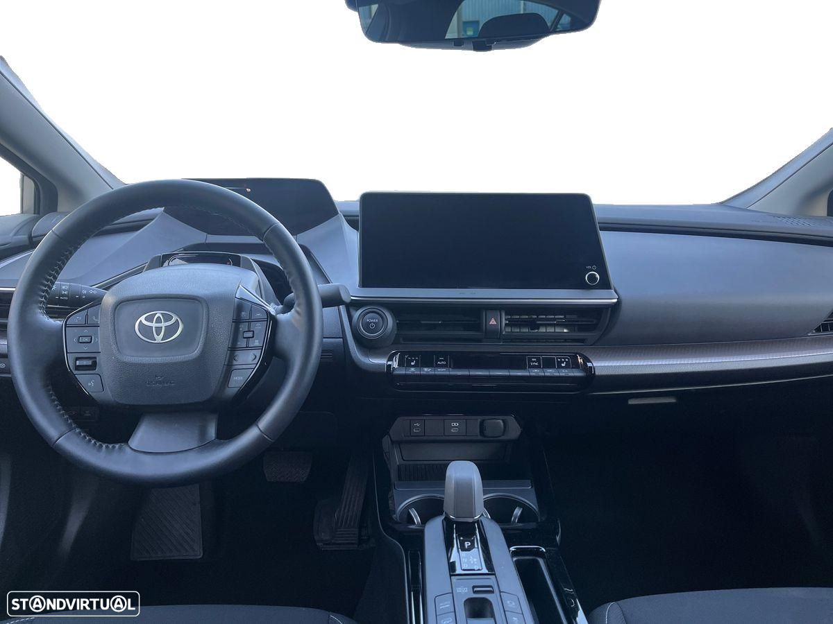 Toyota Prius - 8