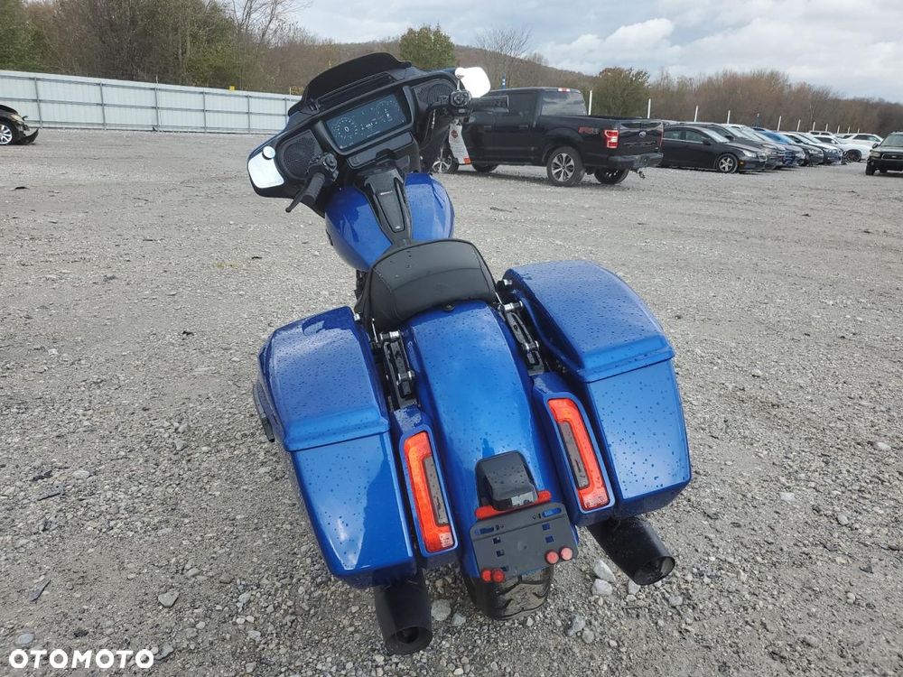 Harley-Davidson Touring Street Glide - 14