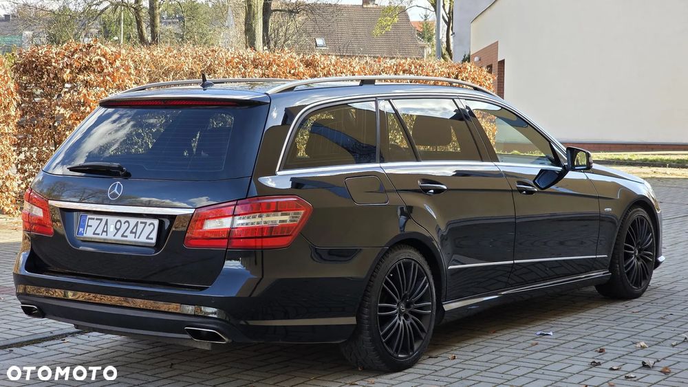 Mercedes-Benz Klasa E 350 CGI BlueEFFICIENCY 7G-TRONIC Avantgarde - 5