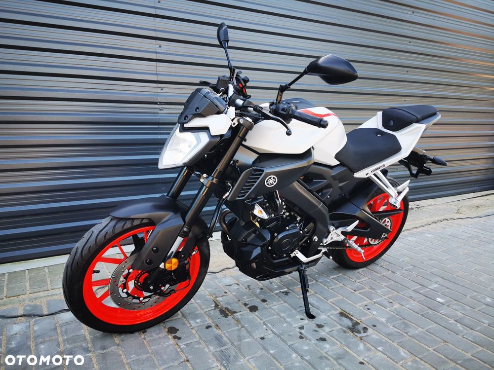 Yamaha MT - 27