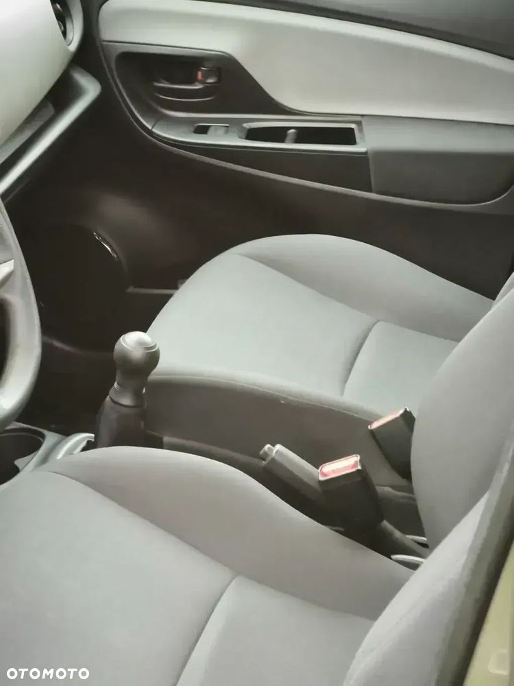 Toyota Yaris 1.0 Active - 7
