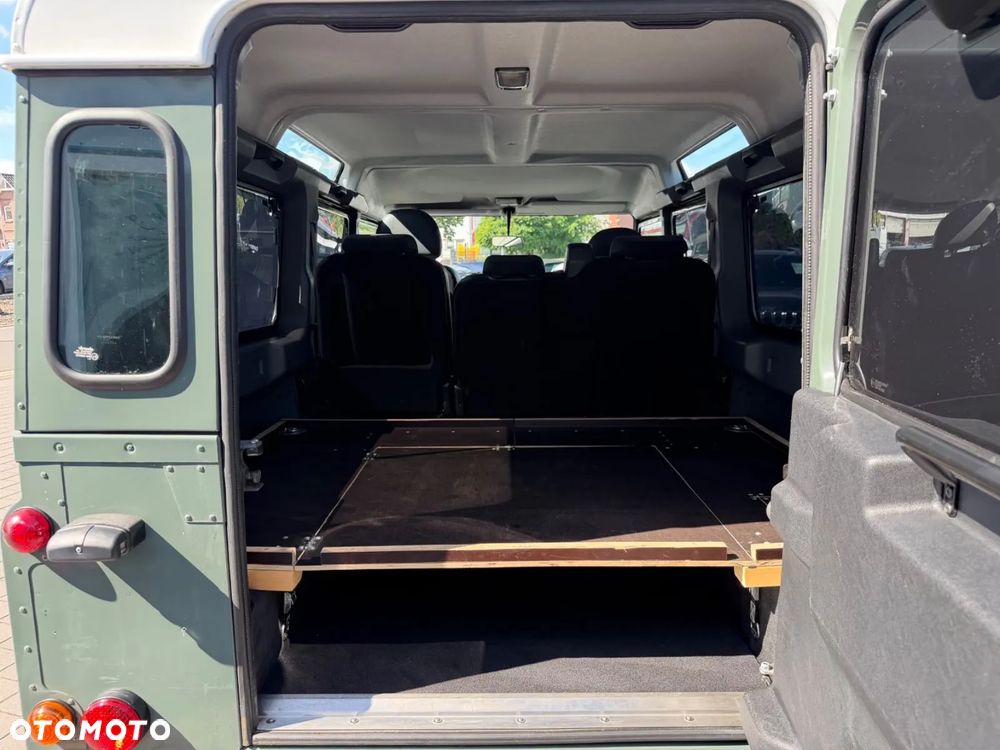 Land Rover Defender 2.2 TD4 E - 19
