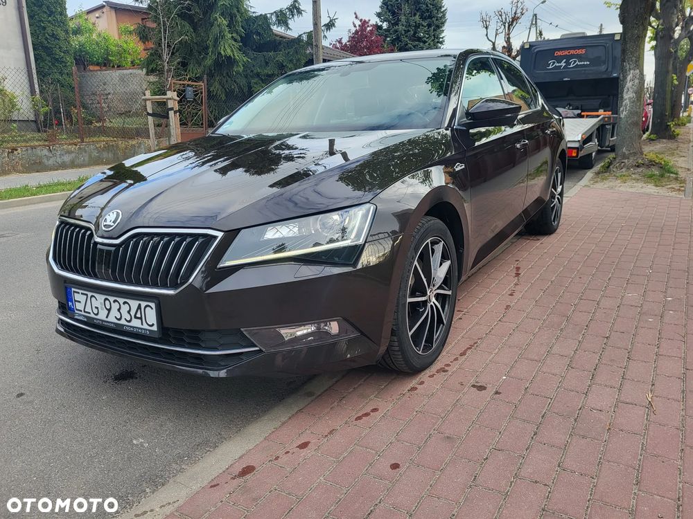 Skoda Superb 2.0 TDI 4x4 Ambition - 1