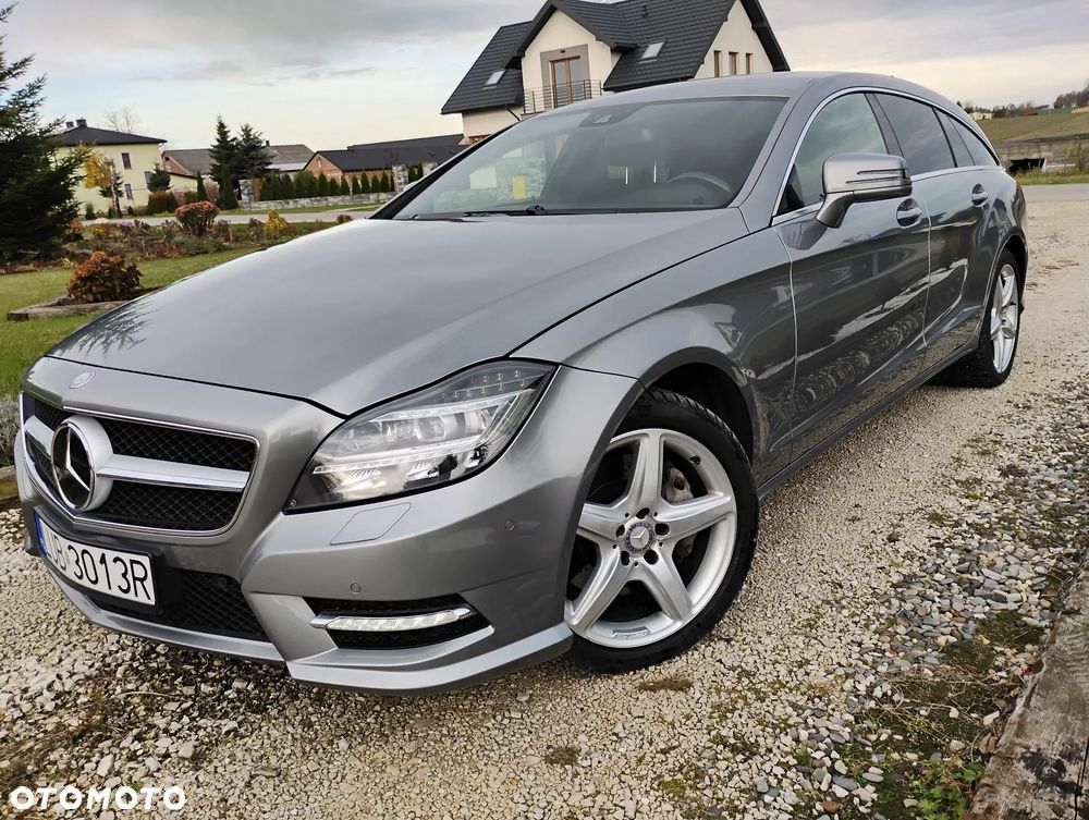 Mercedes-Benz CLS Shooting Brake 350 CDI 4Matic DPF B.EFF 7G-TR Edition 1 - 3