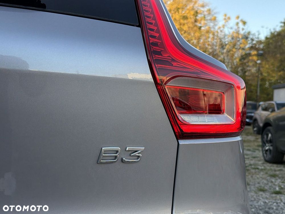 Volvo XC 40 - 28