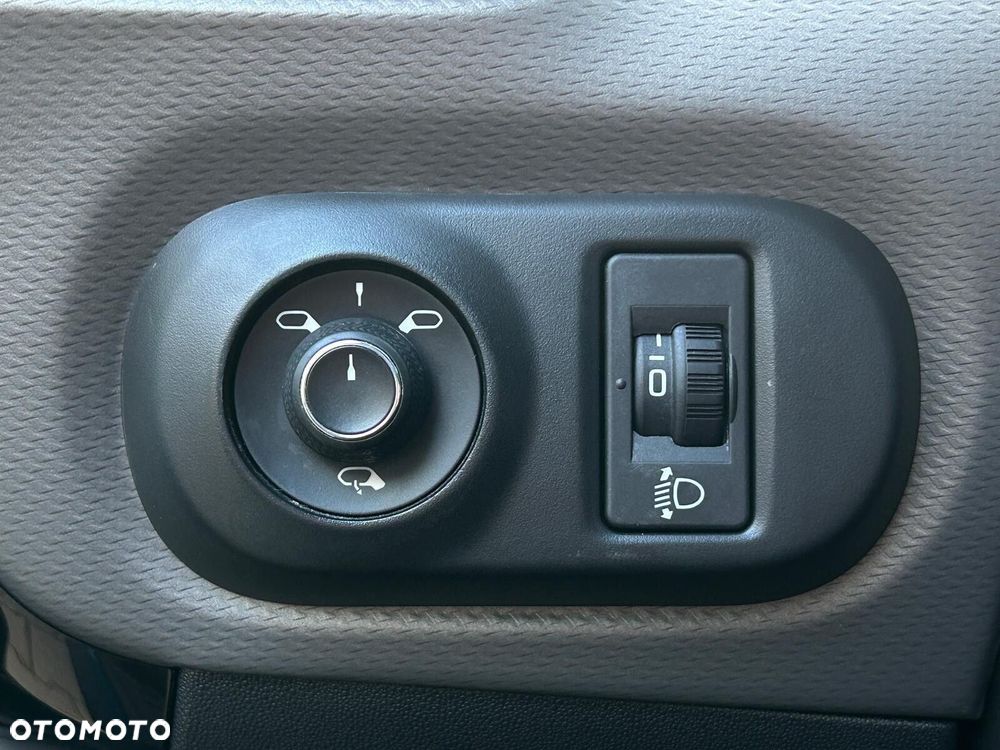 Citroën C4 Cactus 1.2 PureTech GPF Shine S&S - 19