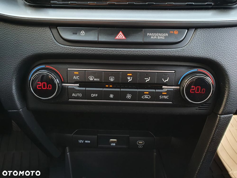 Kia XCeed 1.5 T-GDI M - 39