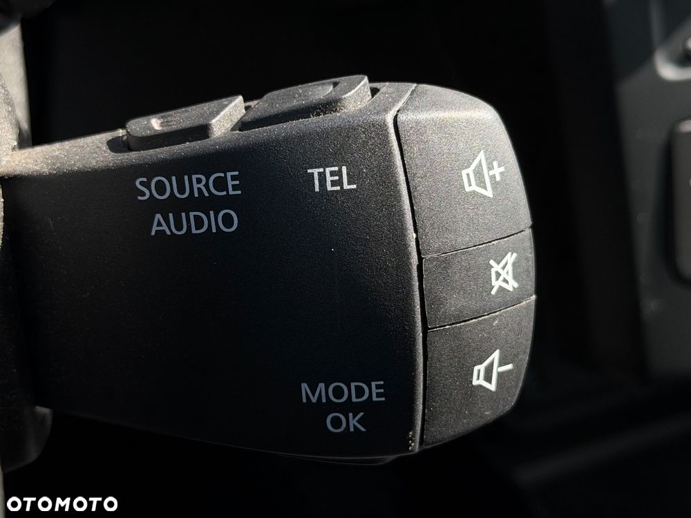 Renault Kadjar Energy TCe 130 EDC LIMITED - 32