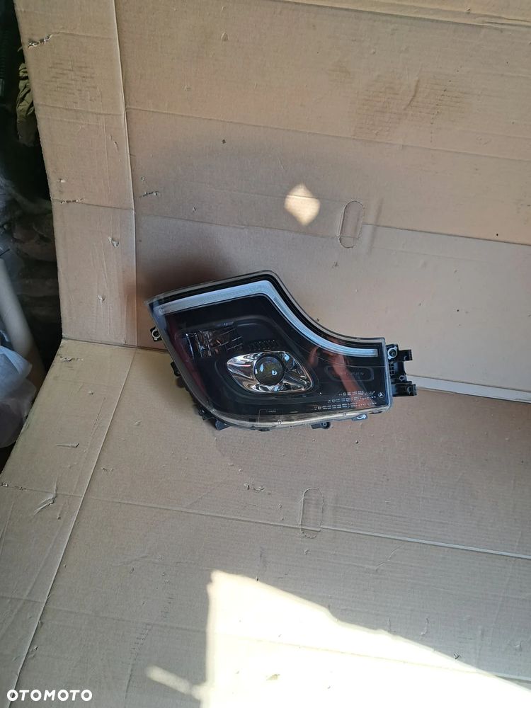 Lampa przednia prawa Mercedes Actros MP5 MP-5 Full Led A9618200959 Reflektor prawy przód przedni Mercedes Actros MP5 MP-5 Full Led A9618200959 - 2