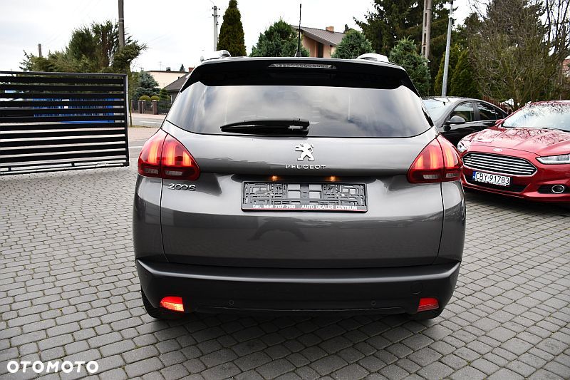 Peugeot 2008 BlueHDi 100 STOP & START Style - 30