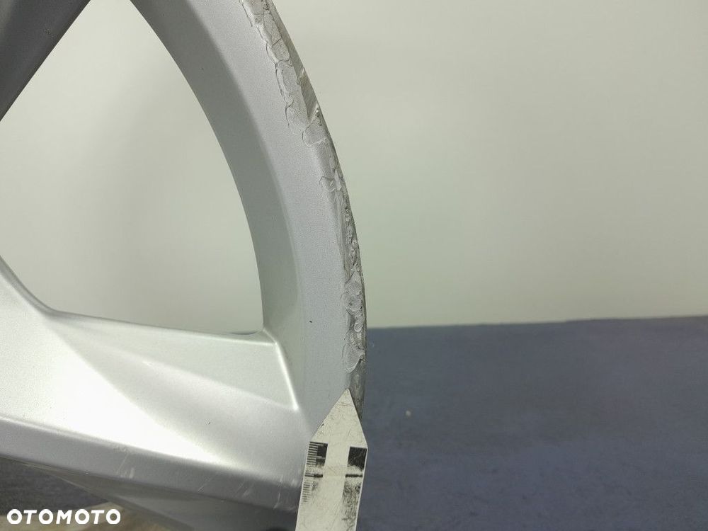 AUDI Q7 II 4M FELGA ALUMINIOWA 8JX19 5X112 ET 28 4M0601025F - 3