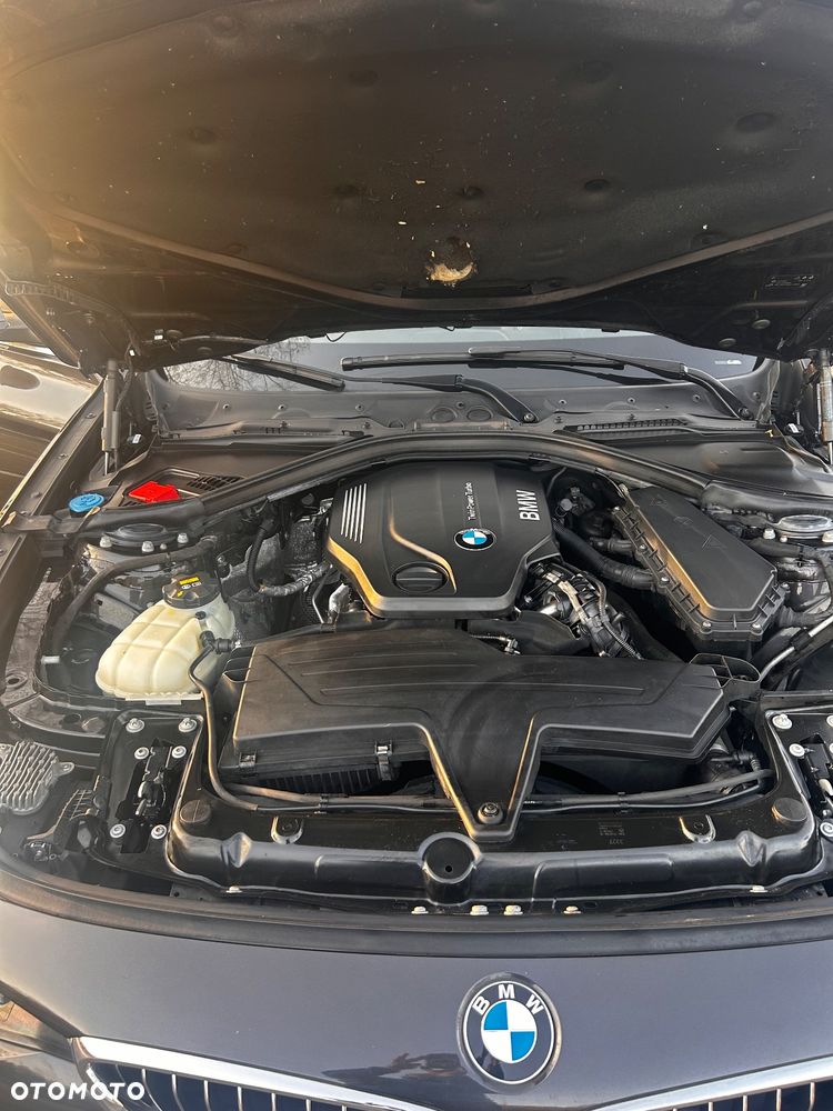 BMW 3GT 318d Luxury Line - 10