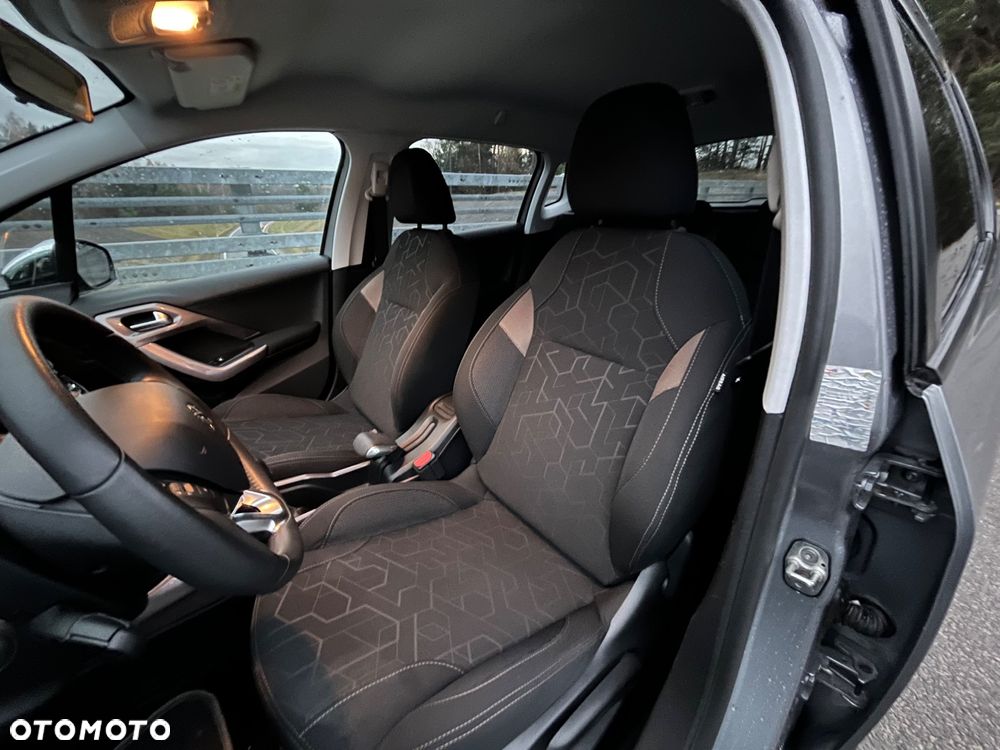 Peugeot 2008 PureTech 82 Style - 14