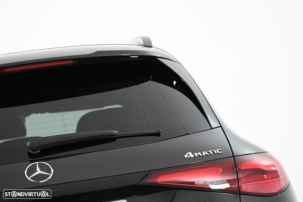 Mercedes-Benz GLC 300 de 4Matic - 12