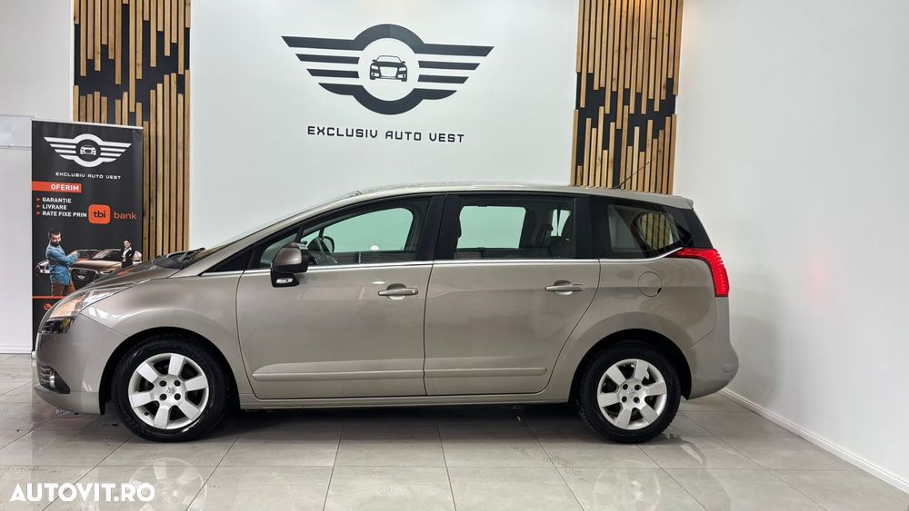 Peugeot 5008 - 12