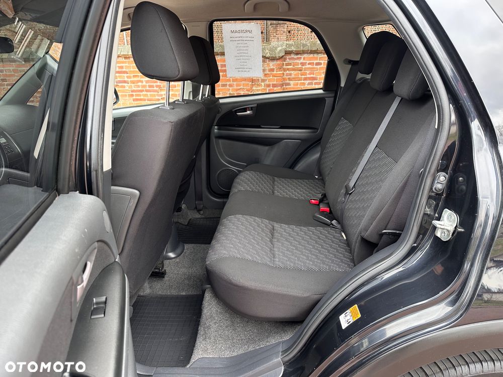 Suzuki SX4 - 19