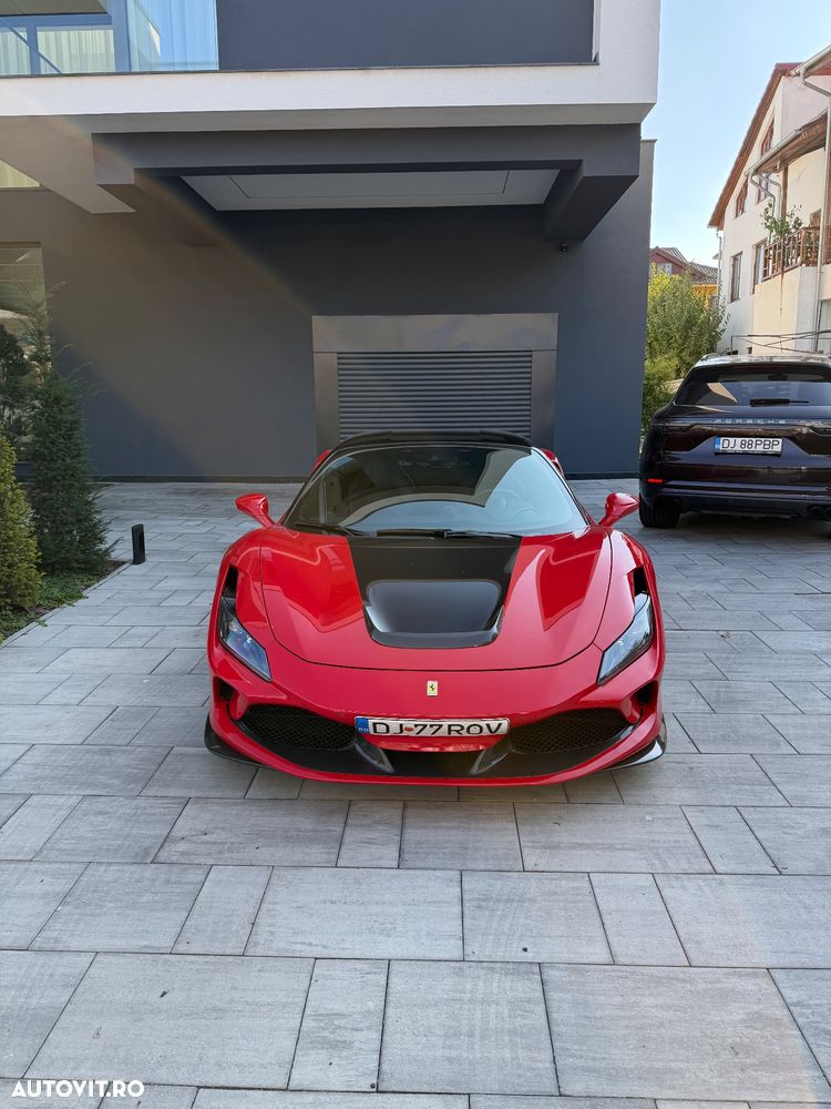 Ferrari F8 - 20
