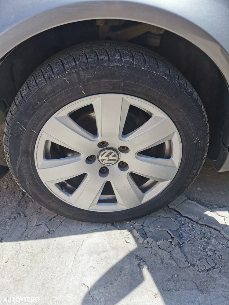 Volkswagen Passat - 7