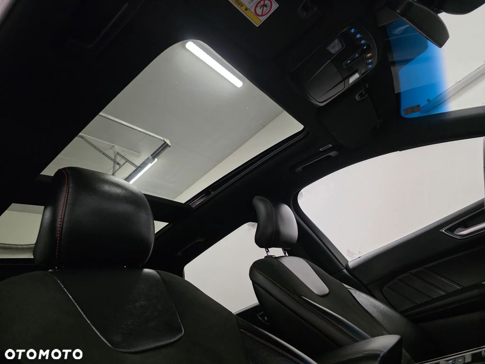 Ford Edge 2.0 EcoBlue Twin-Turbo 4WD ST-Line - 28