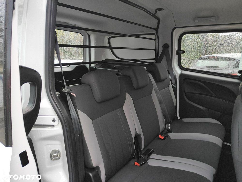 Fiat Doblo Maxi Active - 22