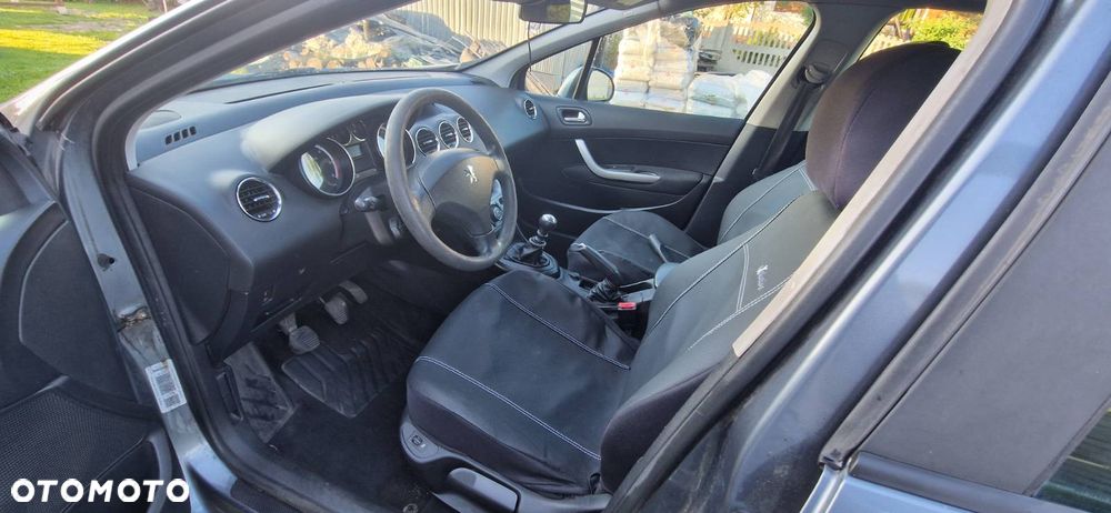 Peugeot 308 - 18