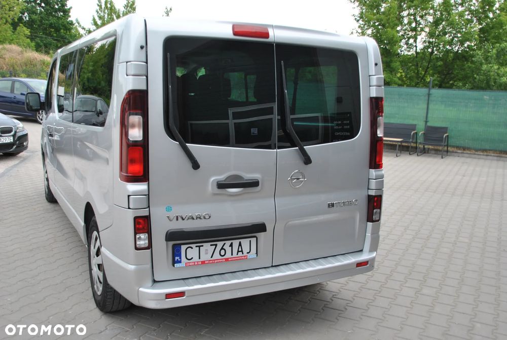 Opel Vivaro L2H1 2,9t Elegance - 19