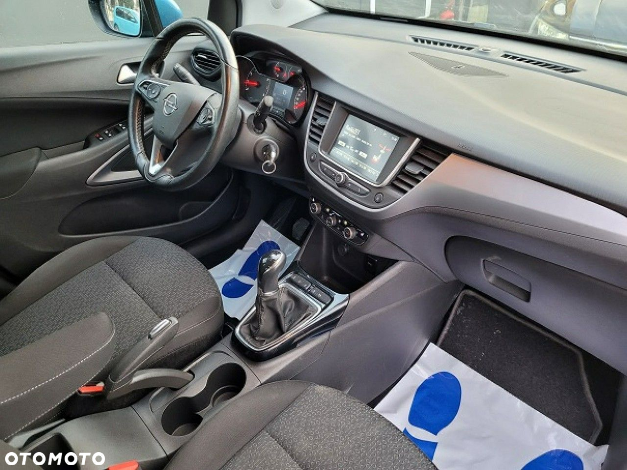Opel Crossland X - 14