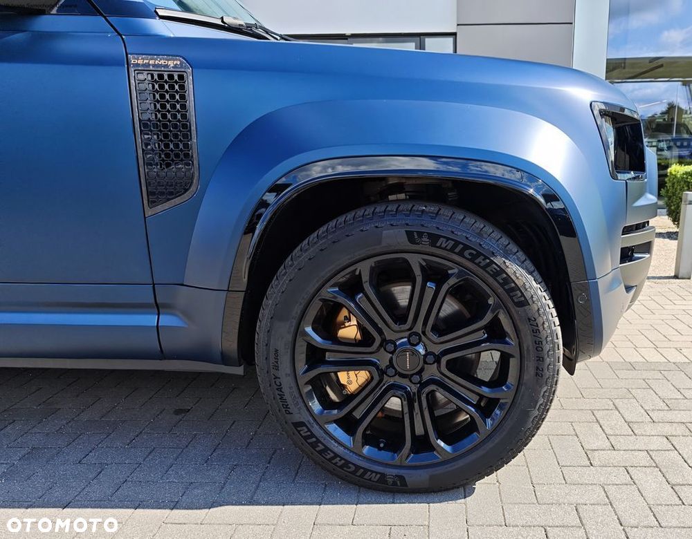 Land Rover Defender - 14