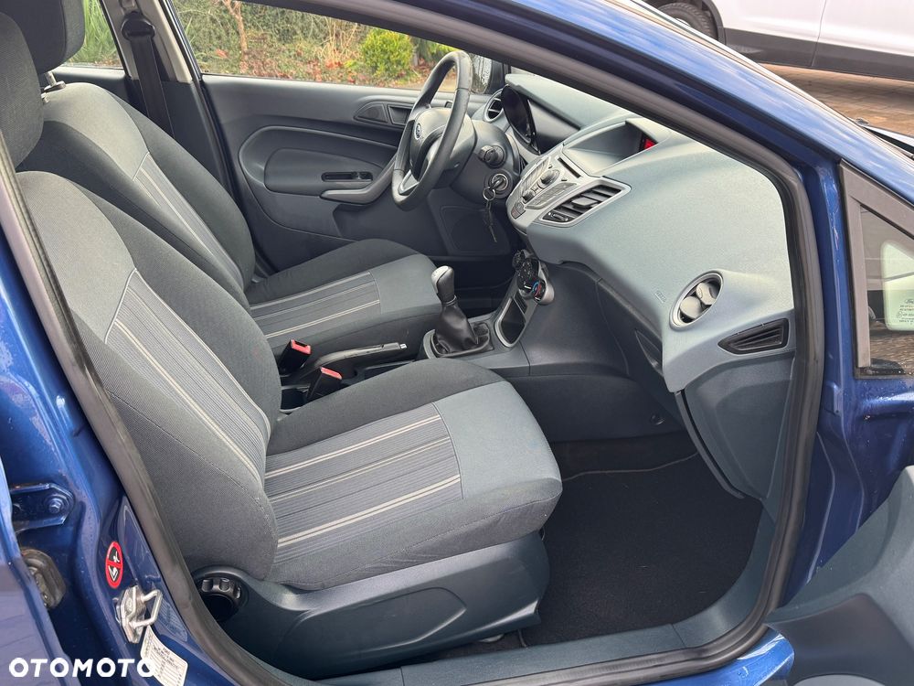 Ford Fiesta 1.25 Celebration - 28