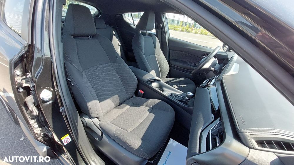Toyota C-HR 1.8 HSD 122 CP 4x2 CVT Core - 15