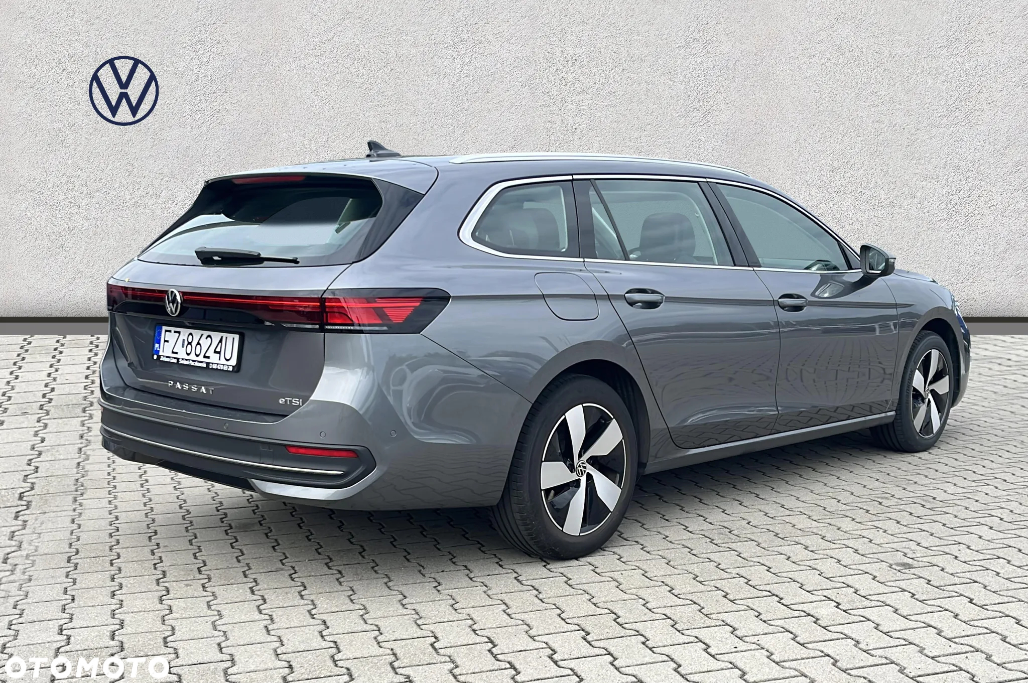Volkswagen Passat - 5
