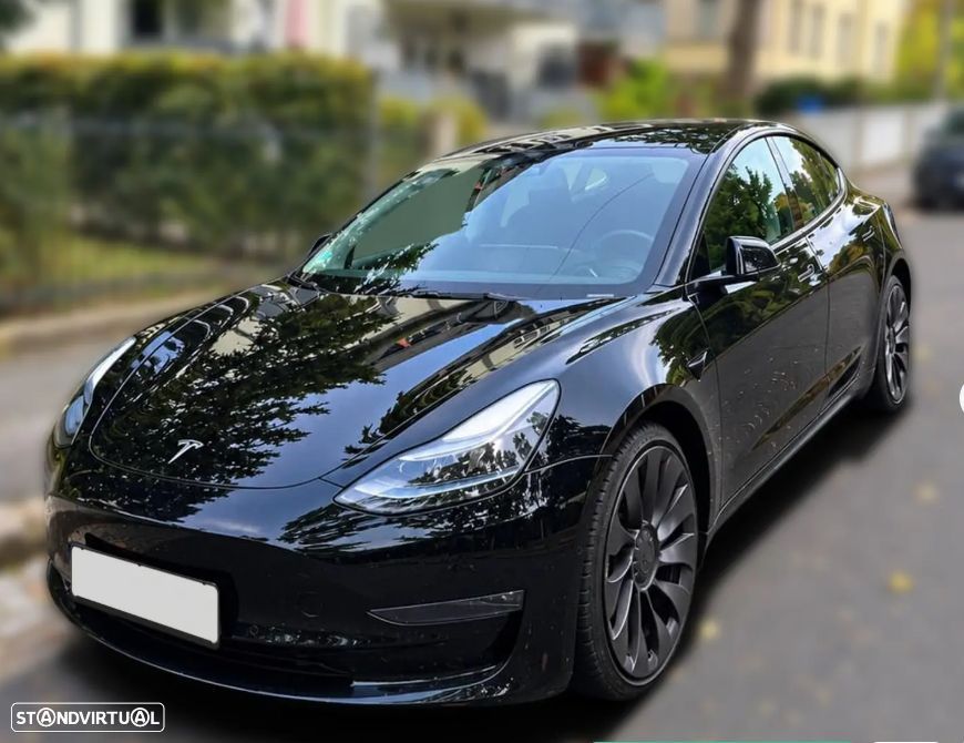 Tesla Model 3 - 4