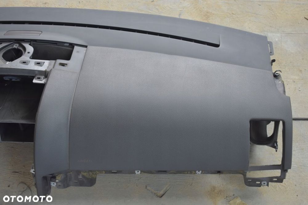 DESKA ROZDZIELCZA KOKPIT AIRBAG PODUSZK TOUAREG 7L - 7