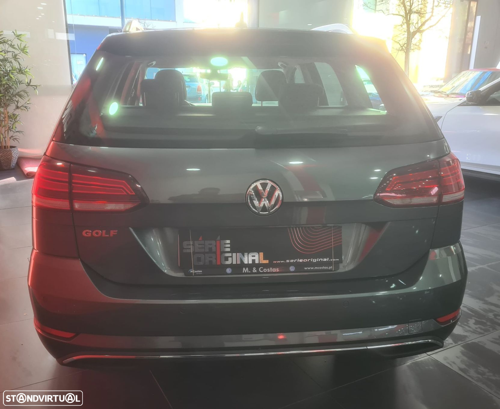 VW Golf Variant 1.6 TDi Confortline - 6