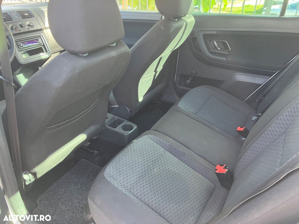 Skoda Fabia 1.2 TSI Ambiente - 4
