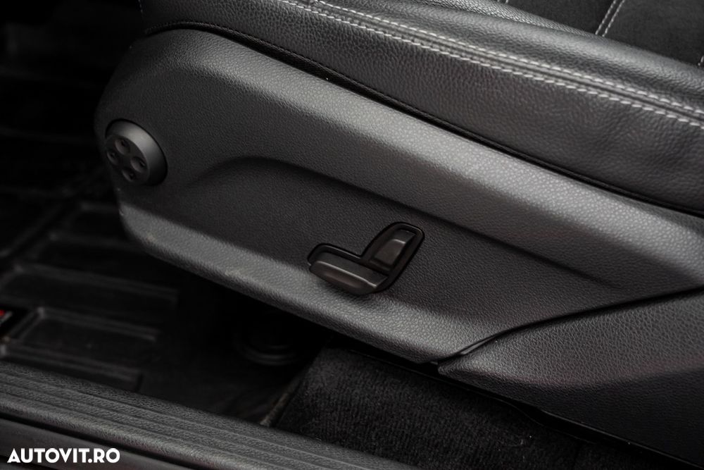 Mercedes-Benz GLC 300 4MATIC MHEV - 15