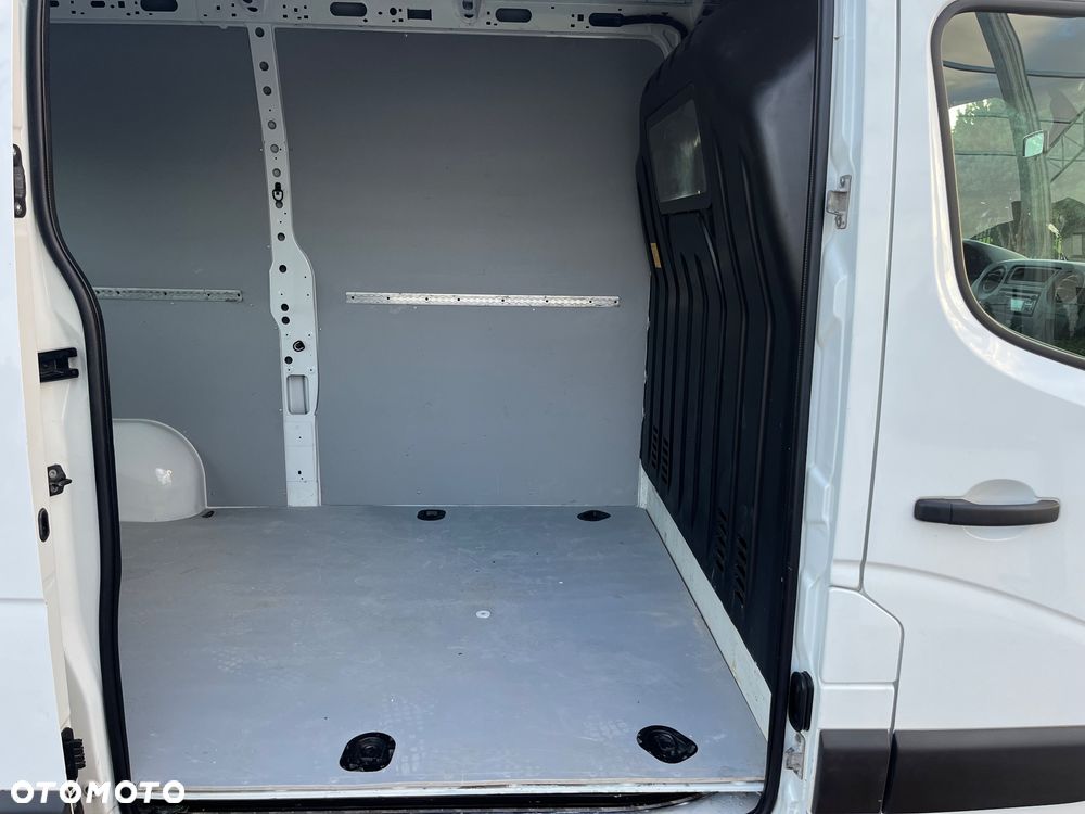 Opel Movano - 16