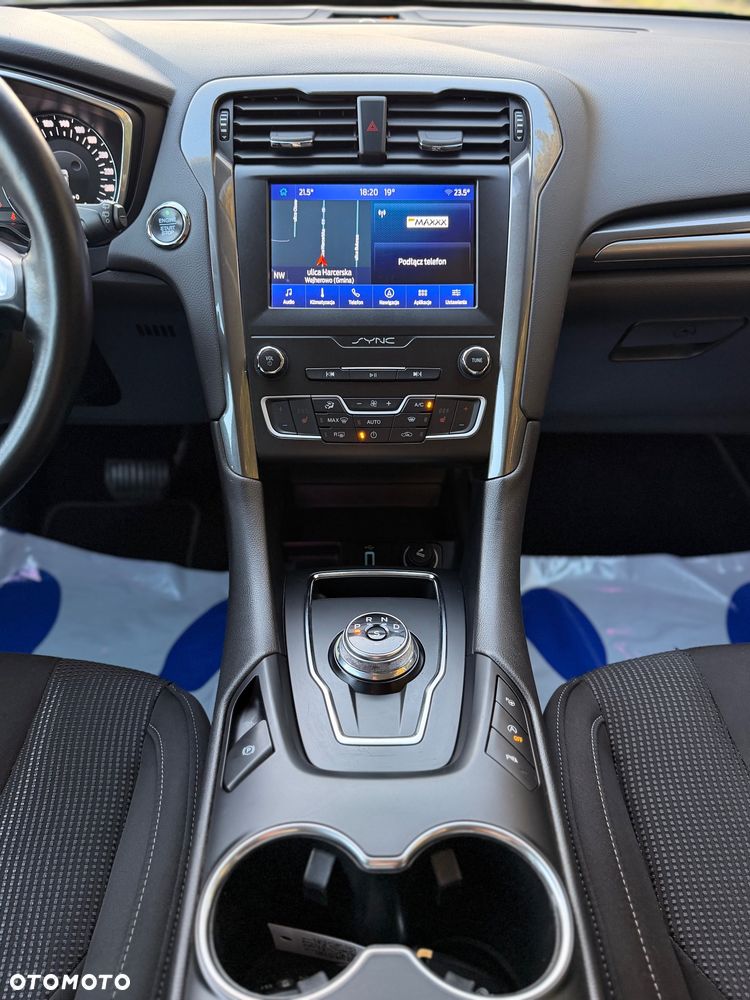 Ford Mondeo - 23