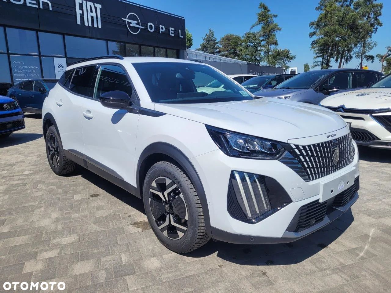 Peugeot 2008 PureTech 100 Allure S&S BVM6 - 1