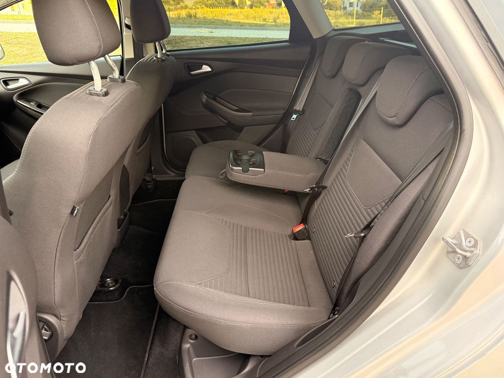 Ford Focus 1.5 EcoBoost Titanium ASS - 25