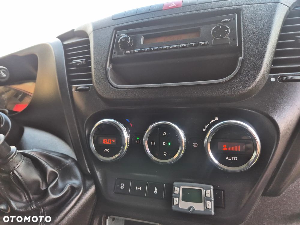 Iveco IVECO 35C15 BRYGADÓWKA KLIMATRONIK WEBASTO BLOKADA MOSTU - 20