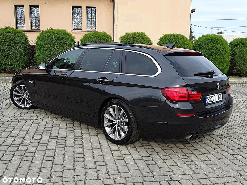 BMW 5 Series 2012 photo 4