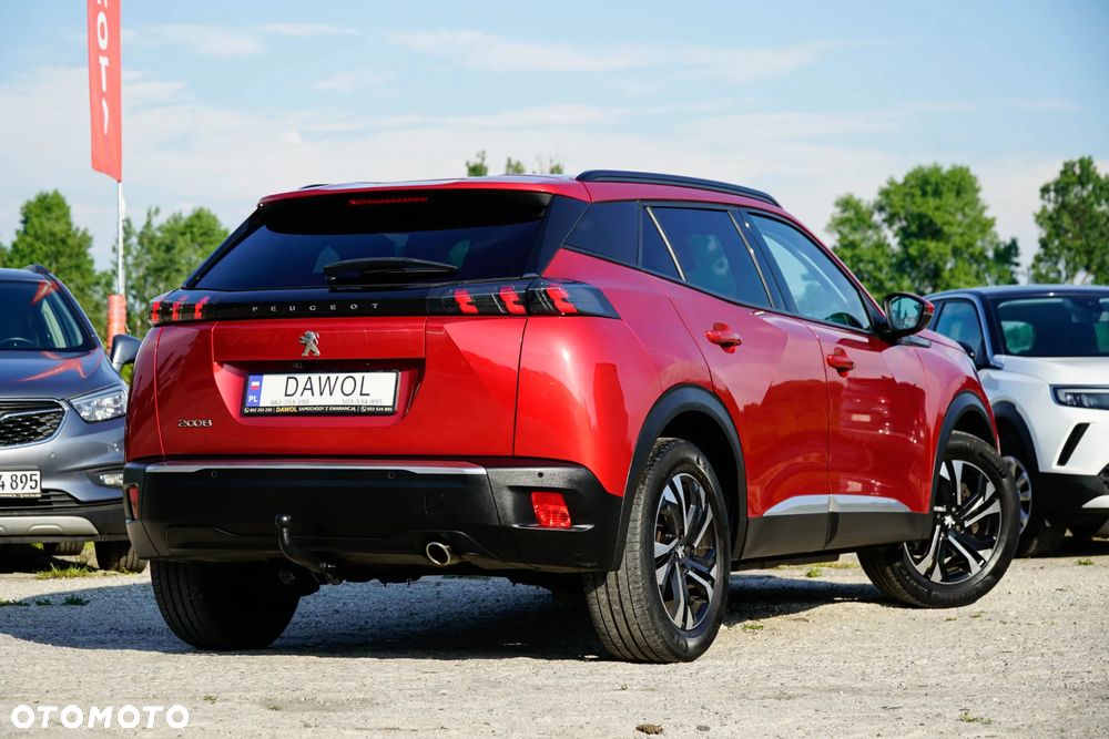 Peugeot 2008 1.5 BlueHDi Allure S&S EAT8 - 11