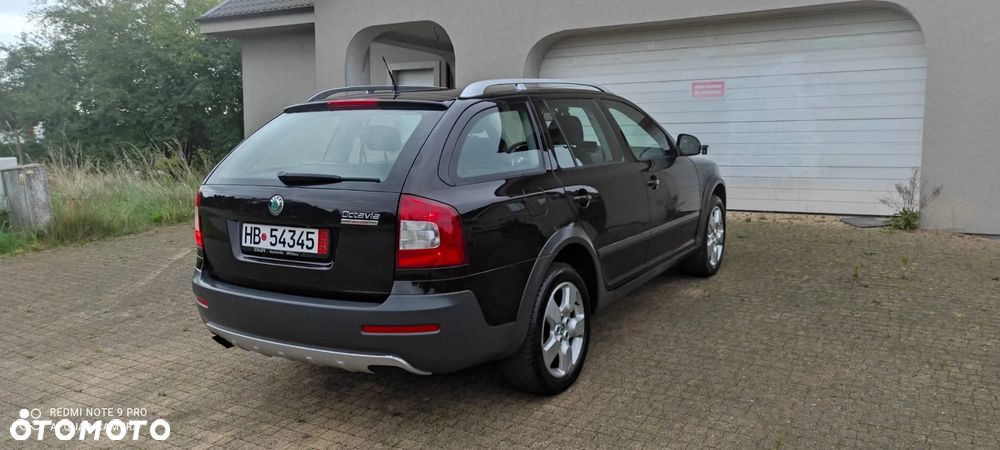 Skoda Octavia 2.0 TDI DPF 4x4 Ambiente - 14