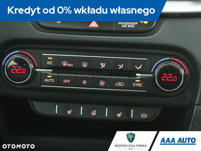 Kia Ceed - 13