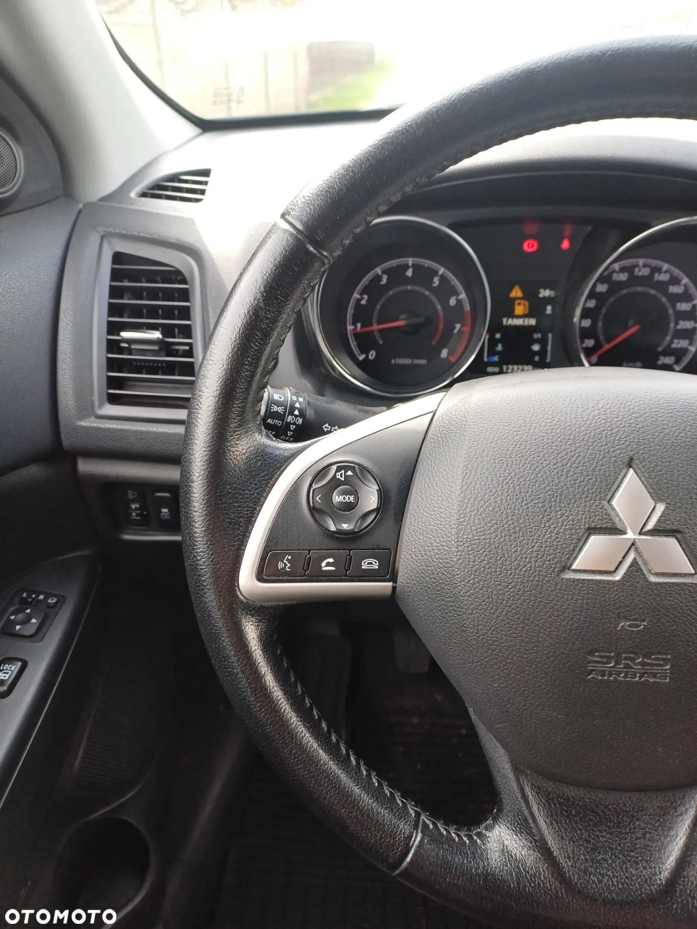 Mitsubishi ASX 1.6 2WD Edition 100 - 16