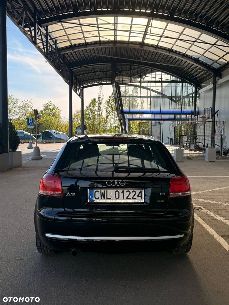 Audi A3 3-drzwiowe 1.6 Ambiente - 4