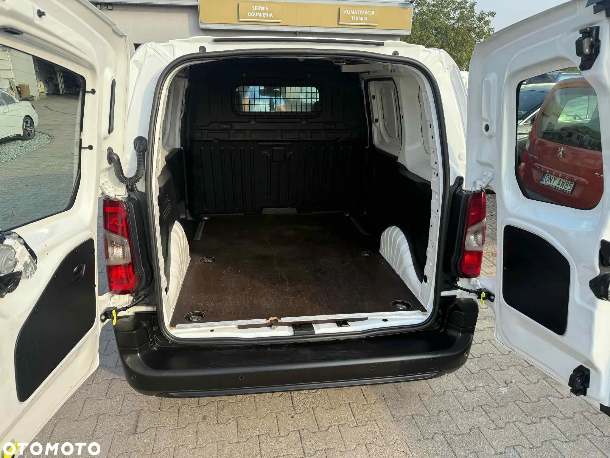 Opel COMBO - 9